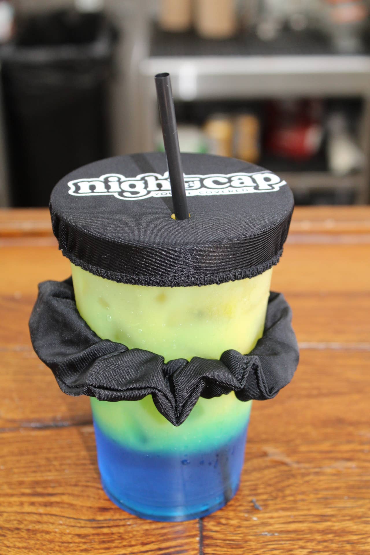 NightCap Scrunchie Drink Cover: Blue